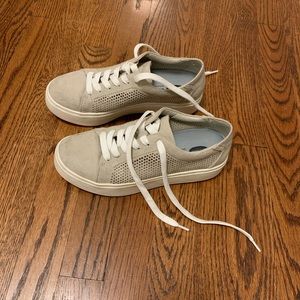 dr. scholls sneakers